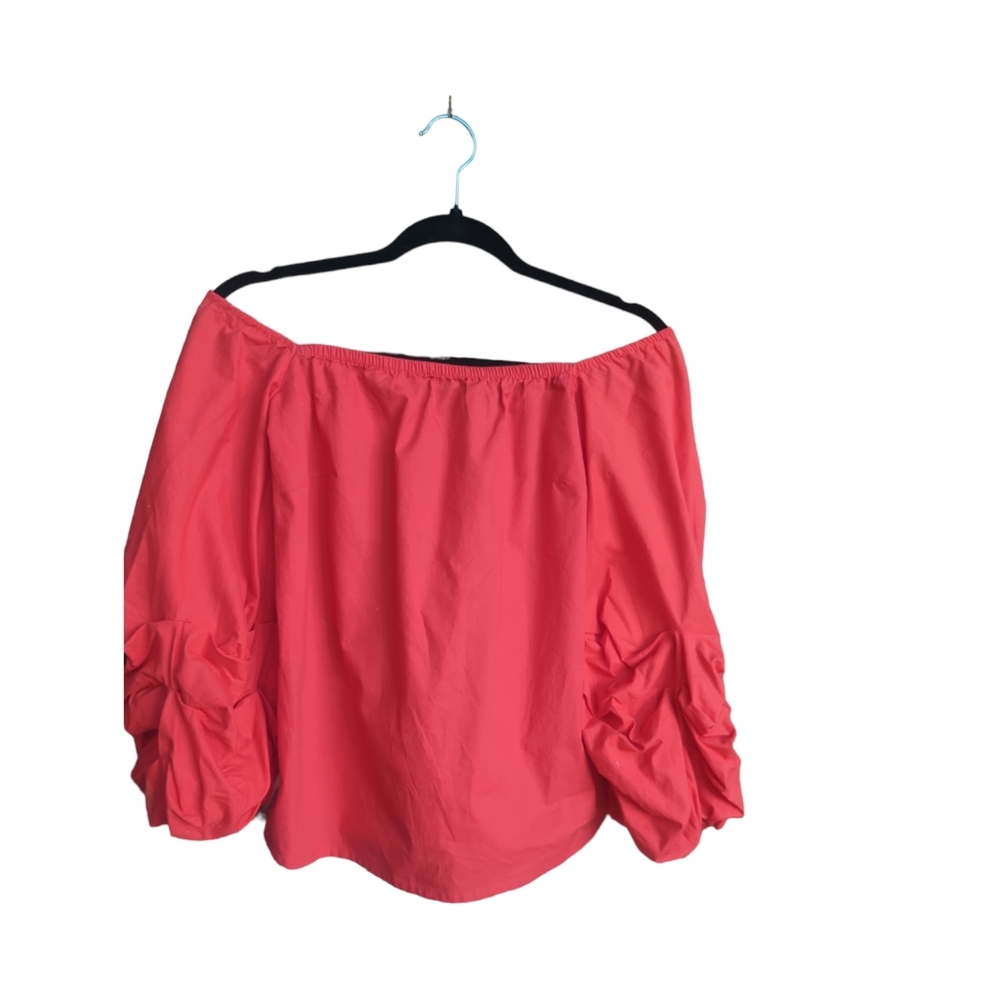 Off or on the shoulder red top. Sexy and lightweight. Size 2-6